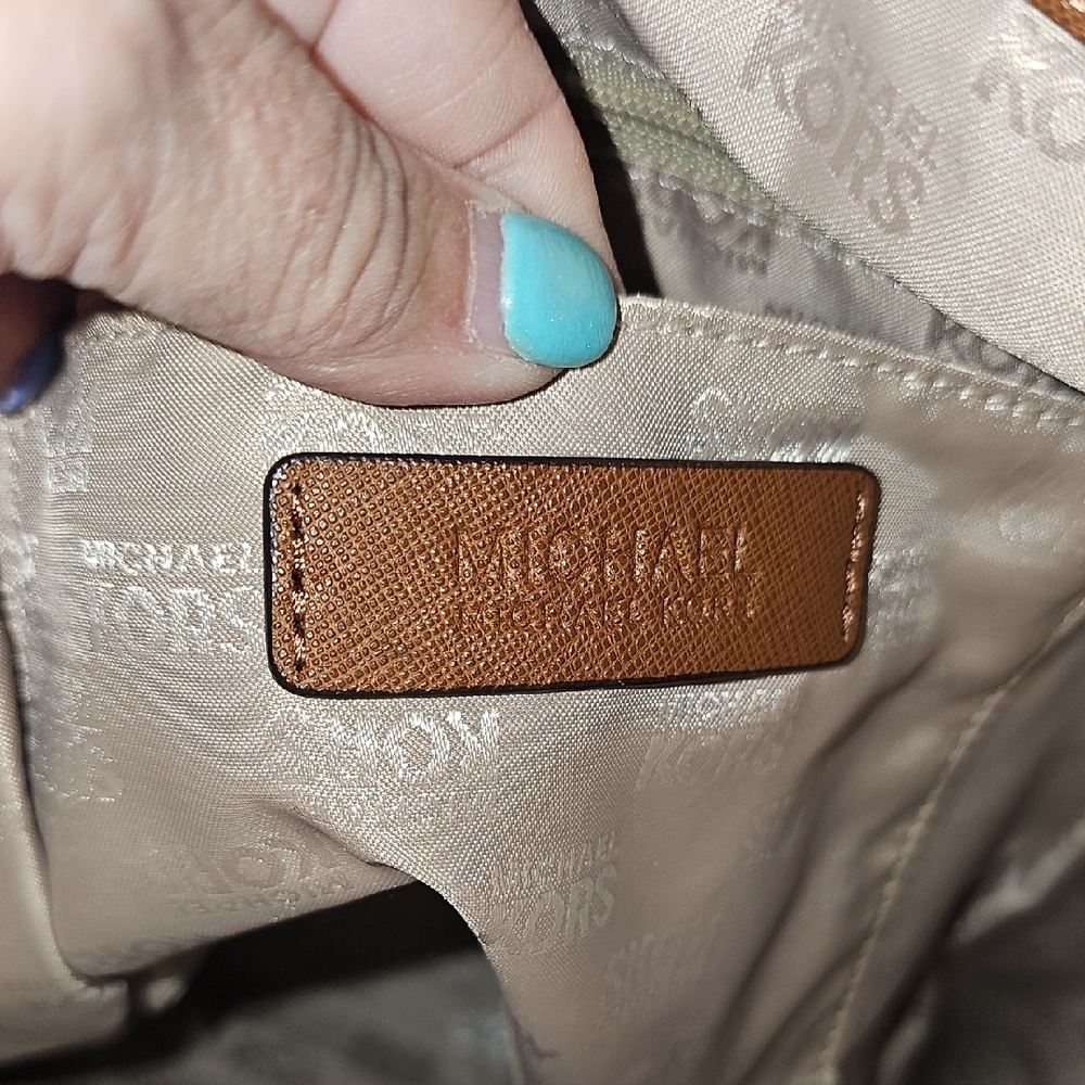 Michael Kors Brown Saffiano Leather Tote with Gold MK Logo - Picture 4 of 5